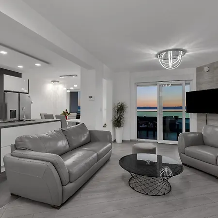 아파트 Exclusive Penthouse Big Blue With Private Jacuzzi *