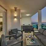 Exclusive Penthouse Big Blue With Private Jacuzzi