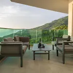 Exclusive Penthouse Big Blue With Private Jacuzzi Апартаменты *