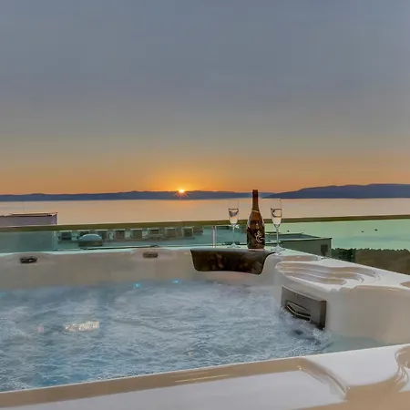 Daire Exclusive Penthouse Big Blue With Private Jacuzzi *